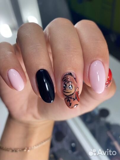 Мастер маникюра