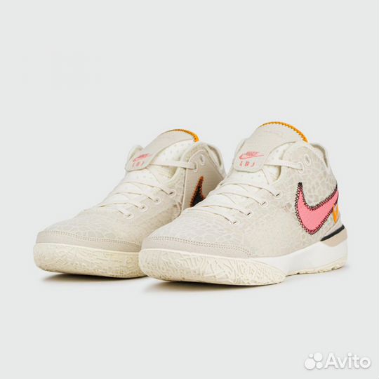 Zoom LeBron nxxt Gen EP Beige