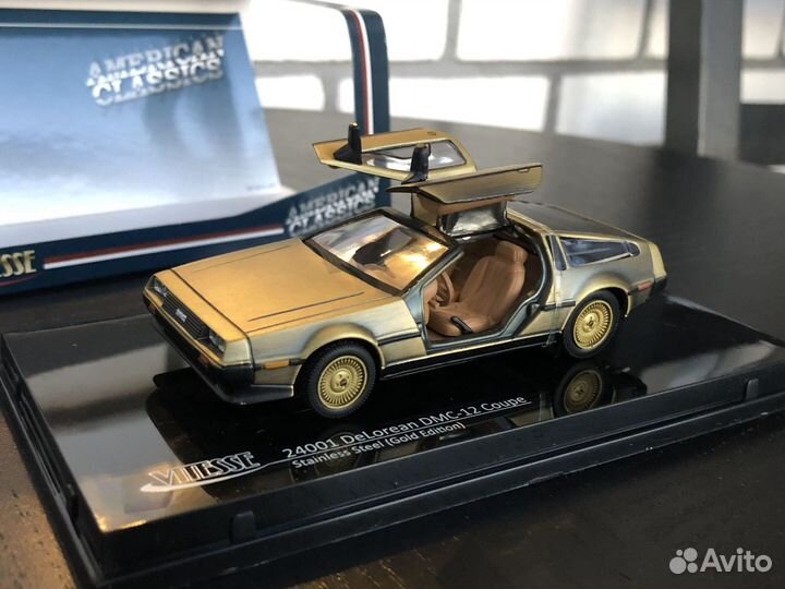 DeLorean DMC 12 coupe gold 1:43 Vitesse