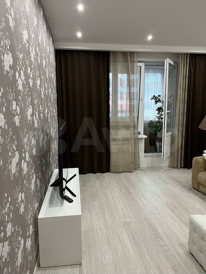2-к. квартира, 94,2 м², 14/18 эт.