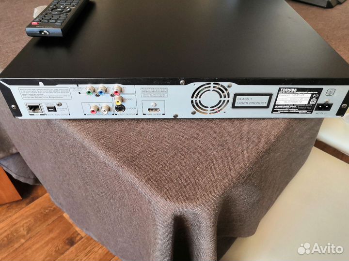 Продаю DVD - HD проигрыватель Toshiba HD-E1KR