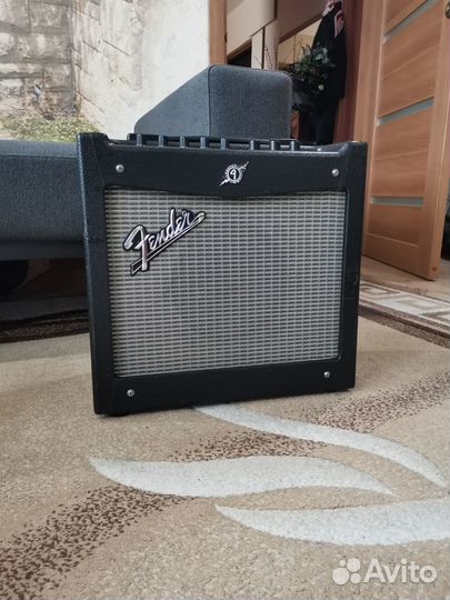 Гитарный комбоусилитель Fender Mustang 1v2