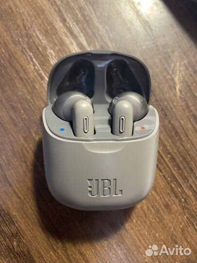 Беспроводные наушники jbl 220 tws