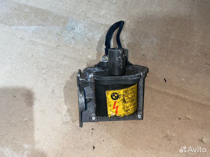 Катушка зажигания BMW E34