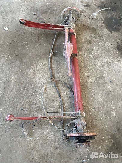 Балка задняя Nissan Bluebird