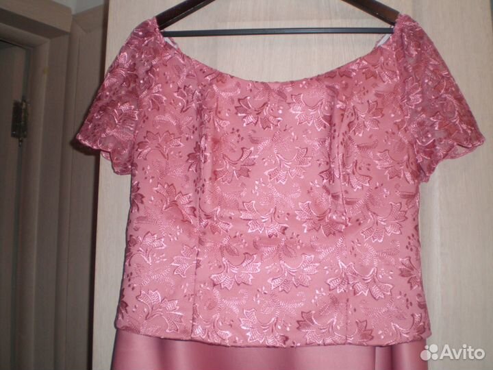 Вечернее платье