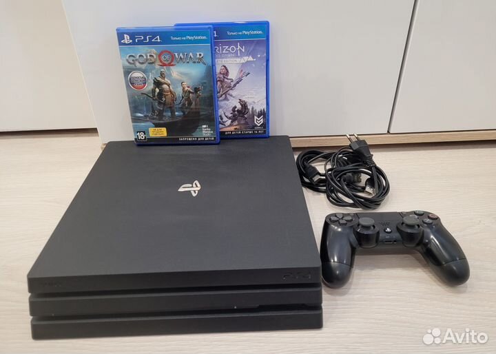 Sony PlayStation 4 pro CUH-7208B