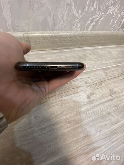 iPhone X, 256 ГБ