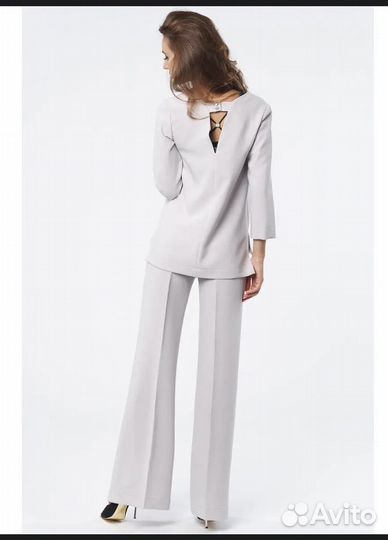 Брючный костюм женский 44 46