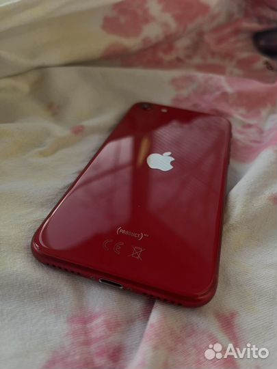 Смартфон Apple iPhone SE 2020 красный (64 гб)