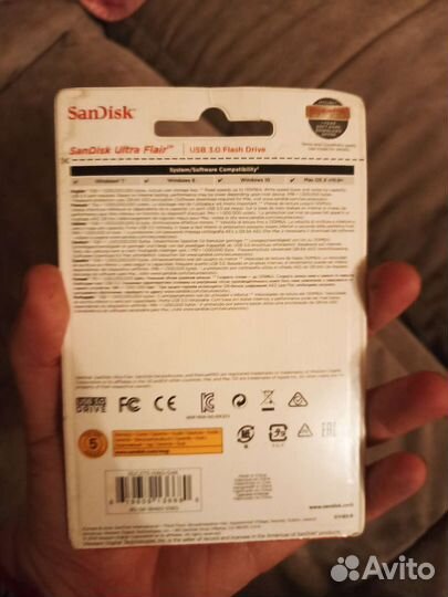 USB-флешка SanDisk Ultra Flair 16Gb