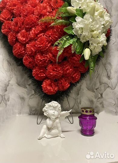 Ритуальные венки и корзины