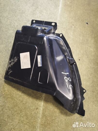 Панель задней левой колесной арки внутренняя