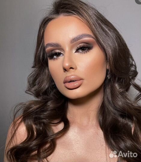 Макияж И локоны