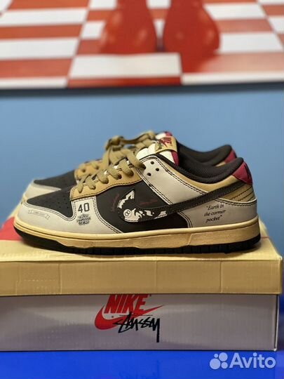 Nike dunk low x stussy