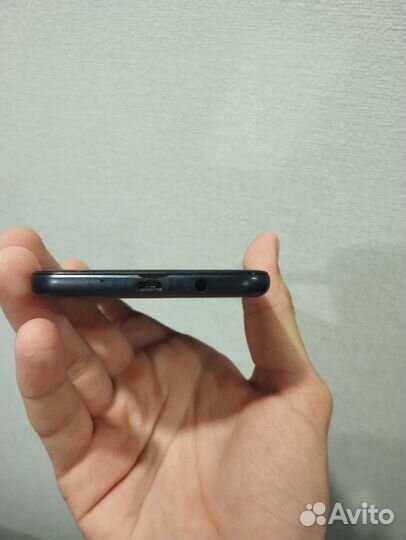 Samsung Galaxy J5 Prime, 2/16 ГБ