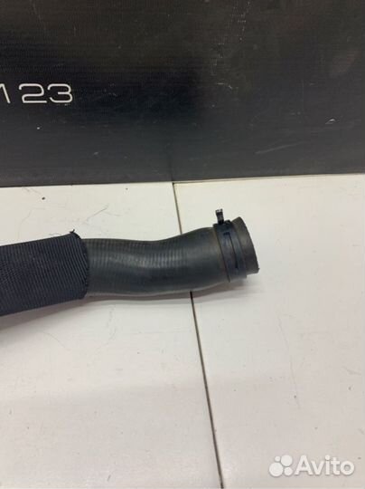 Патрубок системы охлаждения Mercedes-Benz A-200