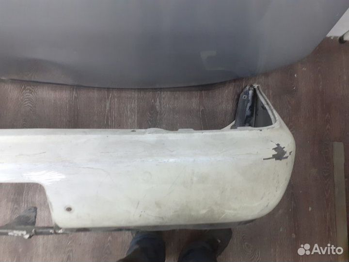 Бампер задний Toyota Corolla