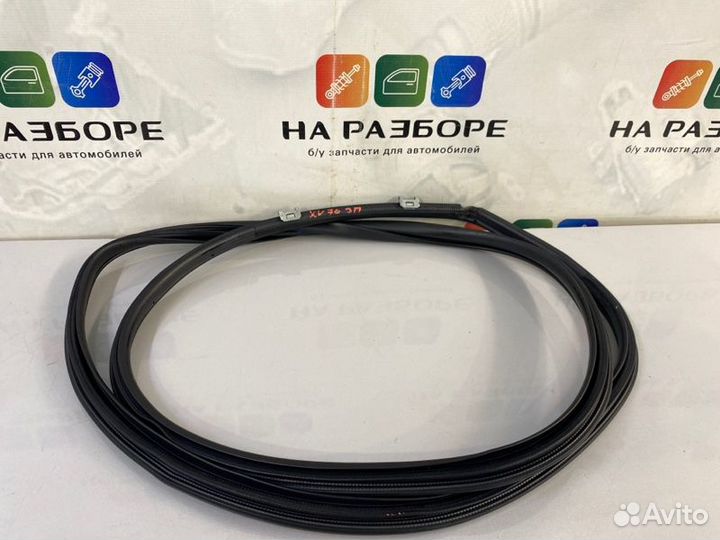 Уплотнительная резинка дверного проема задняя