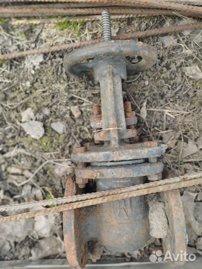 Продам Задвижки бу