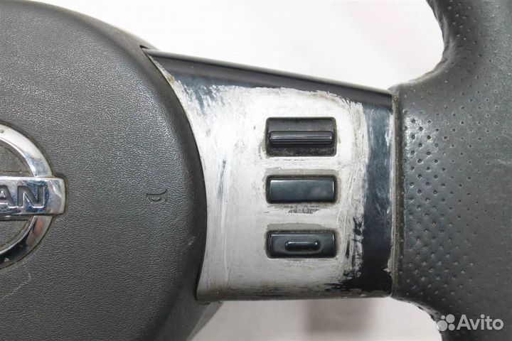 Руль Nissan Navara D40