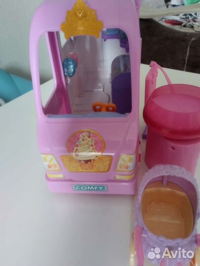 Грузовик с мороженым Disney Princess Hasbro Комфи