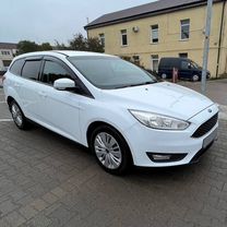 Ford Focus 1.6 AMT, 2015, 107 000 км, с пробегом, цена 1 230 000 руб.