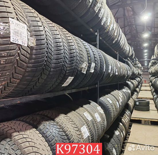 Nokian Tyres Hakkapeliitta R 215/60 R17 96M