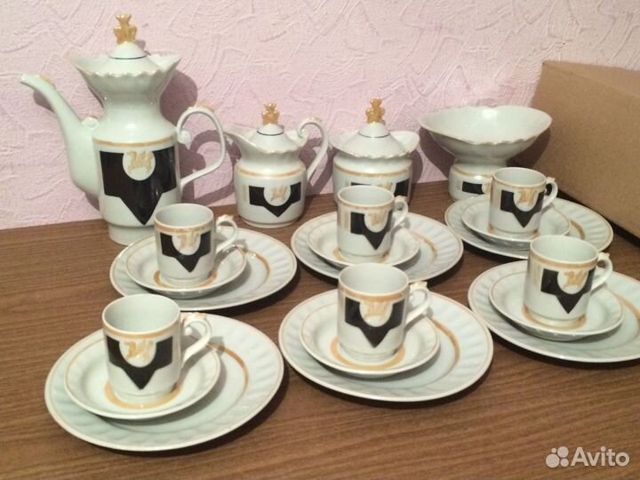 Сервиз Золотой Пегас