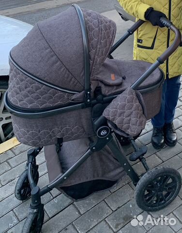 Коляска 2 в 1 Luxmom V9