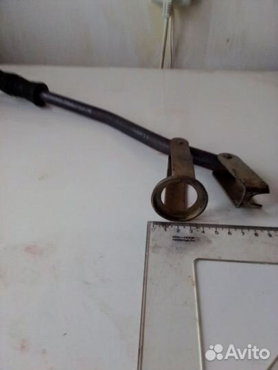 Съемник клапанов