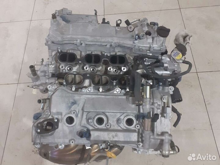 Двигатель GS-300.на лексус