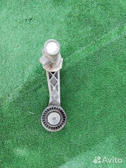 Натяжитель Peugeot 308