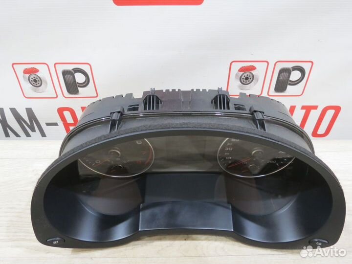 Панель приборов Audi Q3