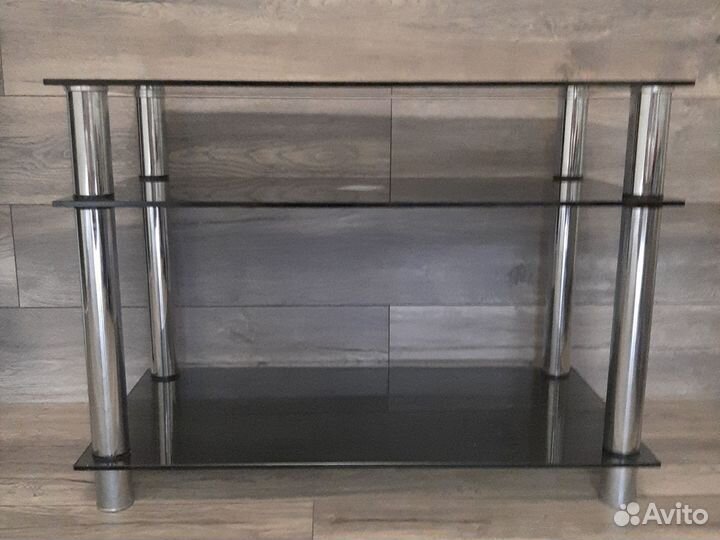 Стеклянная тумба под телевизор