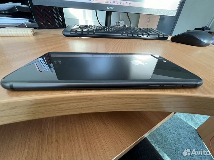 iPhone 8 Plus, 64 ГБ