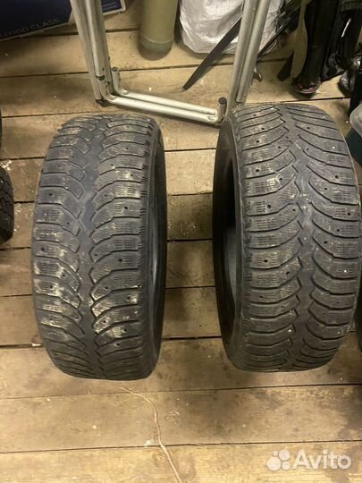 Bridgestone Blizzak Spike-01 195/60 R15 88T
