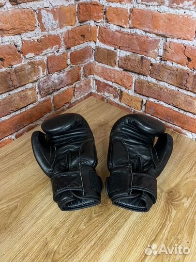 Боксерские перчатки jic 10 oz