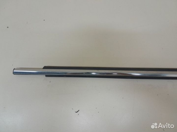 Накладка стекла заднего левого Toyota Camry V50 20