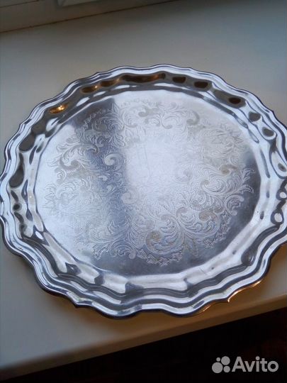 Продам набор блюд, кружки