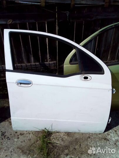 Дверь chevrolet spark