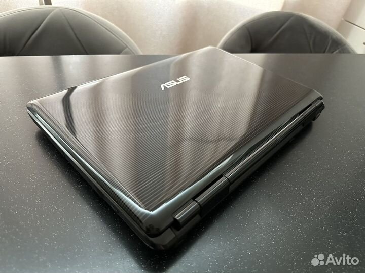 Ноутбук asus F83VF