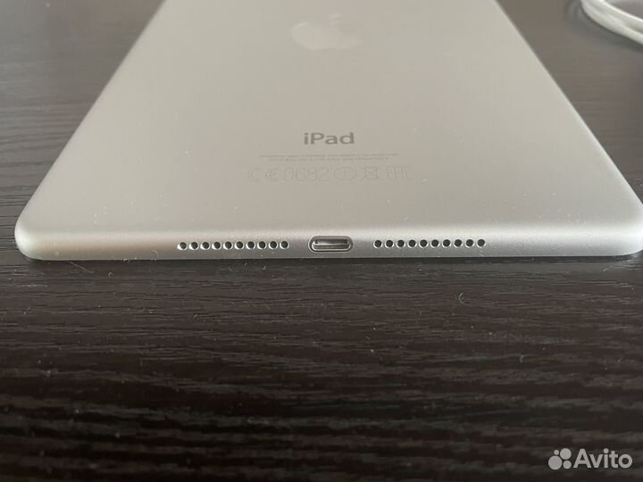 iPad mini 4 32gb cellular