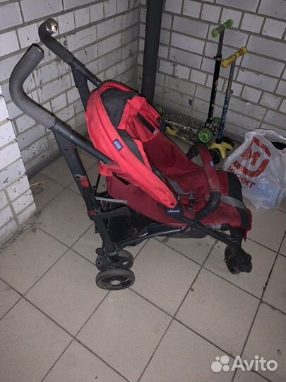 Прогулочная коляска