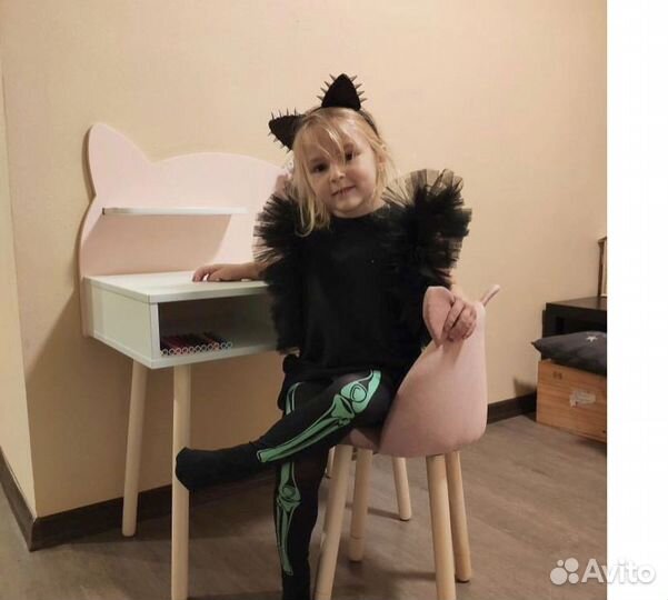 Детский стол и стул