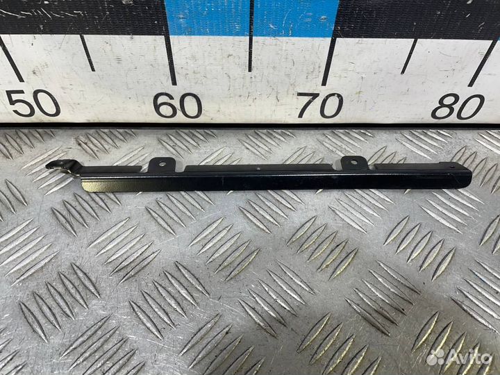 Б/У Кронштейн#001