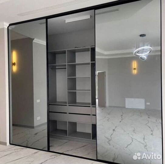 Красивый шкаф купе