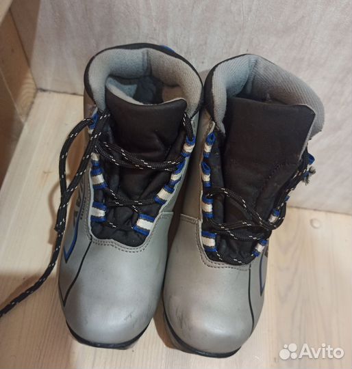 Лыжи беговые Nordway 150см + лыжные ботинки 34 р