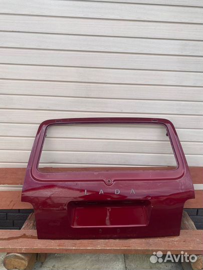 Крышка багажника Niva