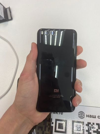 Xiaomi Mi 6, 6/64 ГБ